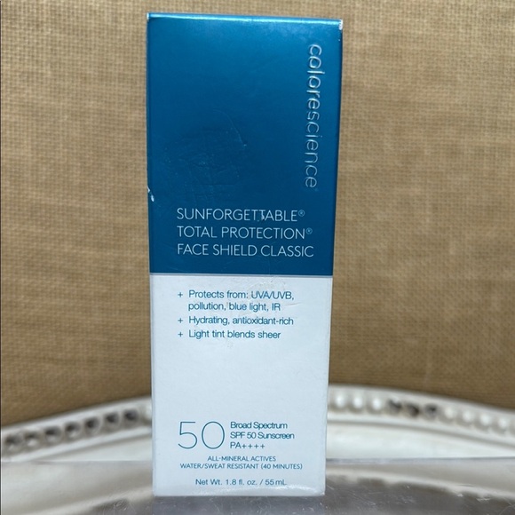 ColorScience | Sunforgettable® Total Protection® Face Shield Classic SPF 50 - Picture 2 of 12